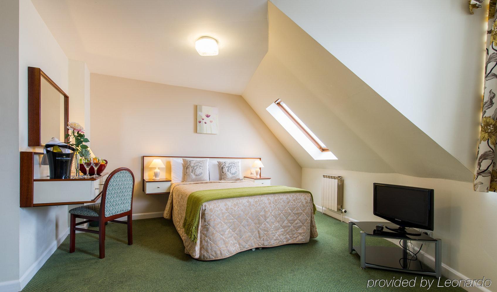 The Samares Coast Hotel & Apartments Saint Helier Jersey Szoba fotó